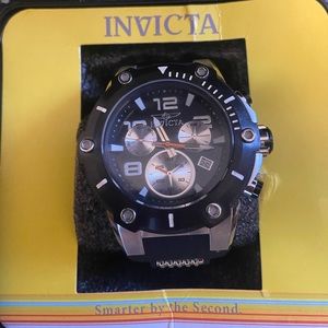 Invicta Speedway Silicone Chronograph Watch